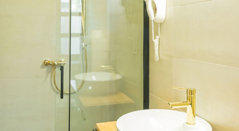 deluxe-double-room-cazare-epic-rooms-14