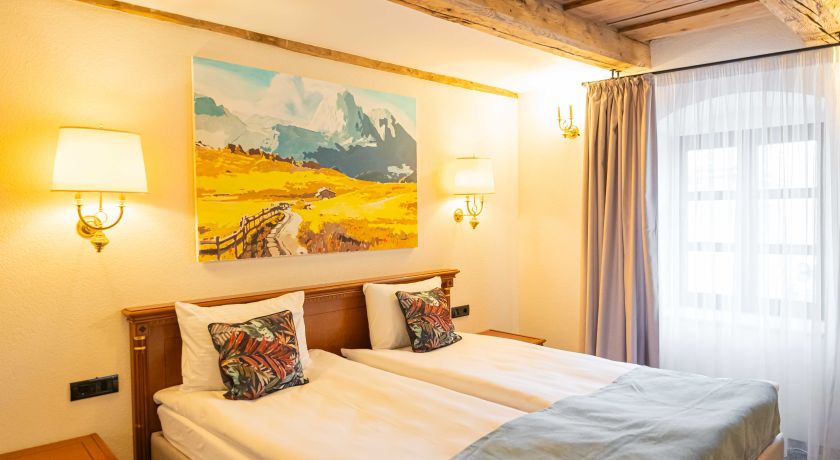 deluxe-double-room-cazare-epic-rooms-5