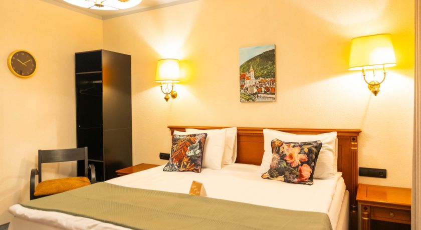 superior-double-room-cazare-epic-rooms-1