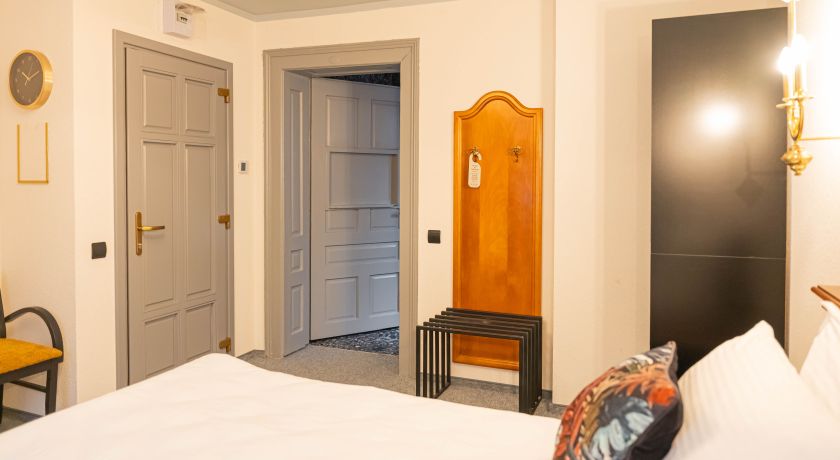 superior-double-room-cazare-epic-rooms-10